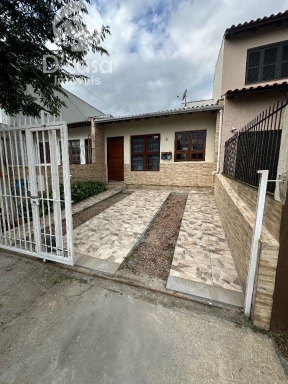 Linda casa com 2 dormitórios à venda, 67 m² por R$ 350.000,00 - Parque da Matriz - Cachoeirinha/RS