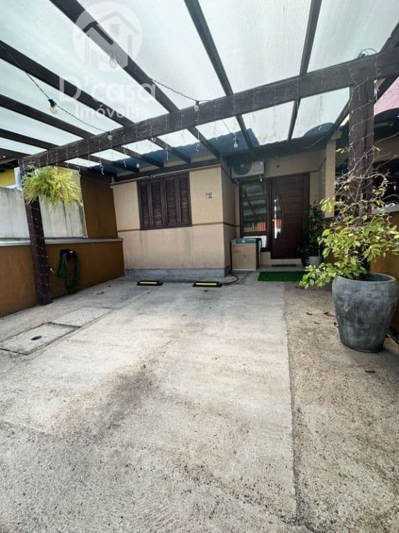 Excelente casa com 2 dormitórios à venda, 66 m² por R$ 330.000 - Parque da Matriz - Cachoeirinha/RS