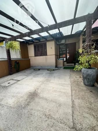 Excelente casa com 2 dormitórios à venda, 66 m² por R$ 330.000 - Parque da Matriz - Cachoeirinha/RS