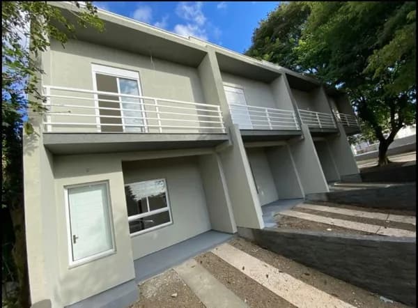 Sobrado com 2 dormitórios à venda, por R$ 389.900,00 - Nova Cachoeirinha - Cachoeirinha/RS