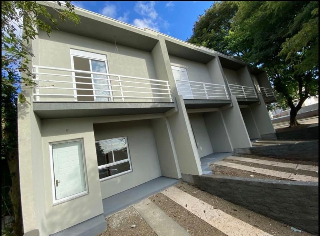 Sobrado com 2 dormitórios à venda, por R$ 389.900,00 - Nova Cachoeirinha - Cachoeirinha/RS