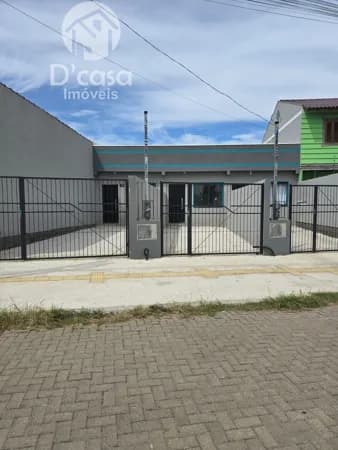 Linda casa à venda no bairro Maria Regina - Alvorada/RS