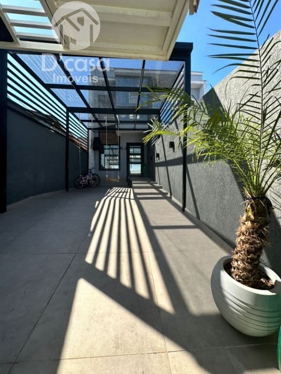 Excelente sobrado com 2 dormitórios à venda, 76 m² por R$ 469.000 - Jardim Do Bosque - Cachoeirinha/RS
