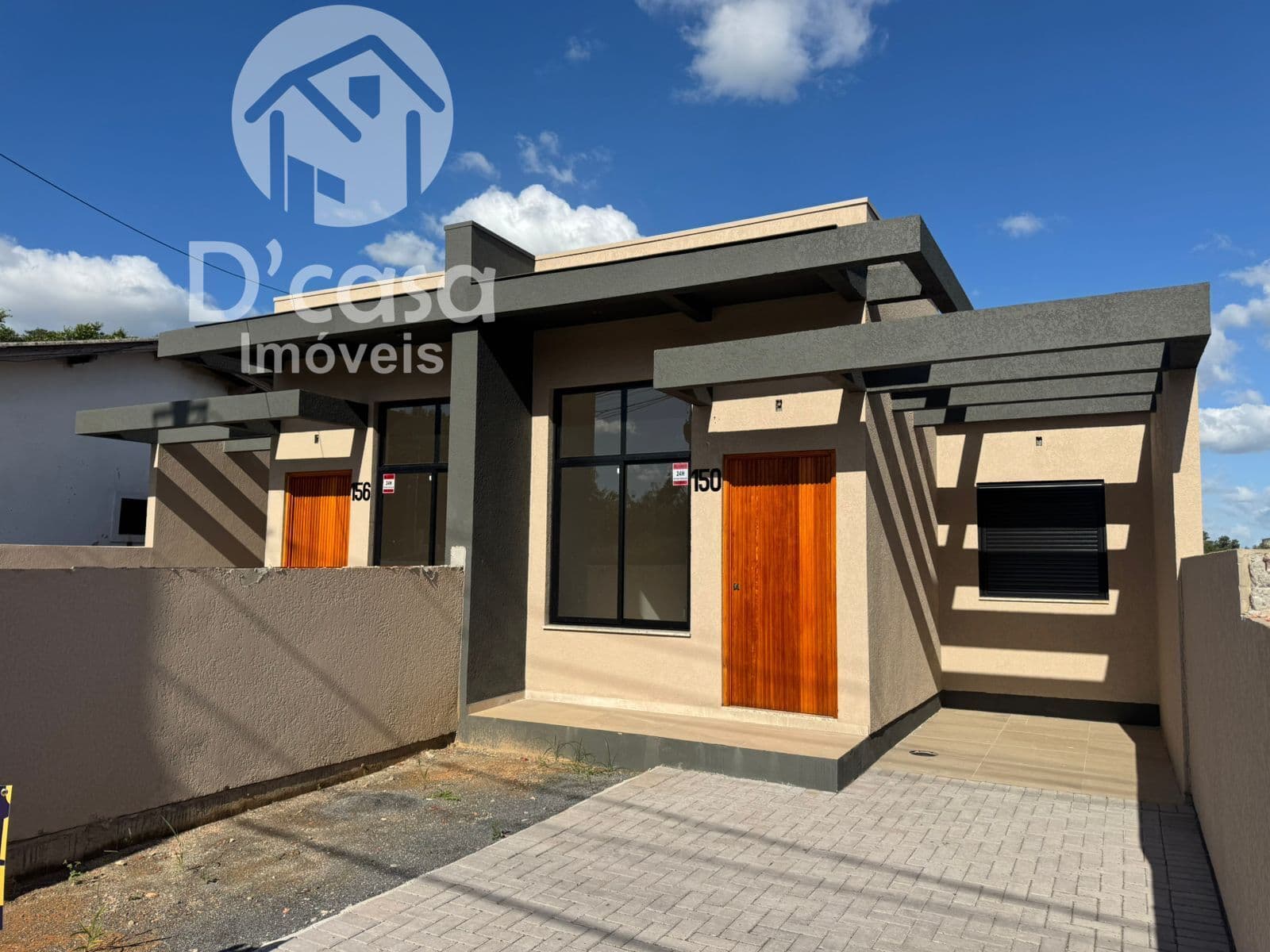 Excelente casa com 3 dormitórios à venda, 132 m² por R$ 660.000