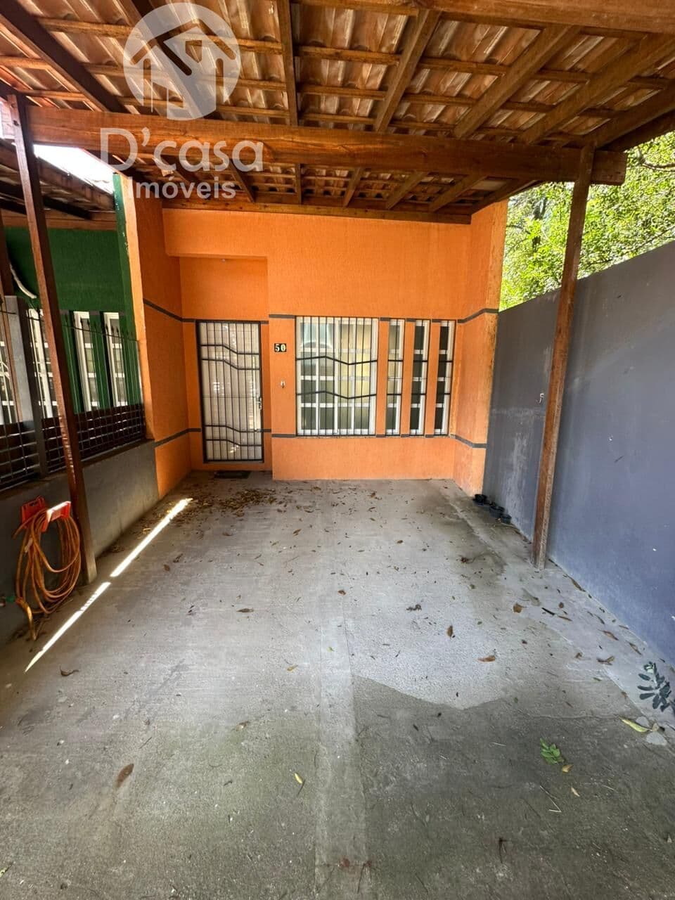 Linda casa à venda no bairro Jardim do Bosque - Cachoeirinha/RS