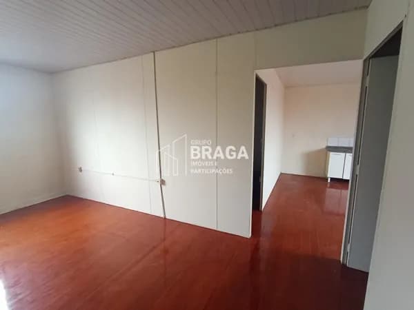 Casa Sobreloja em Vila Cordenonsi, Americana/SP