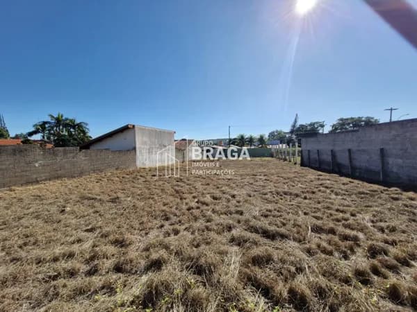 Terreno em Praia dos Namorados, Americana/SP