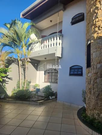 Casa Sobrado em Residencial Vale das Nogueiras, Americana/SP
