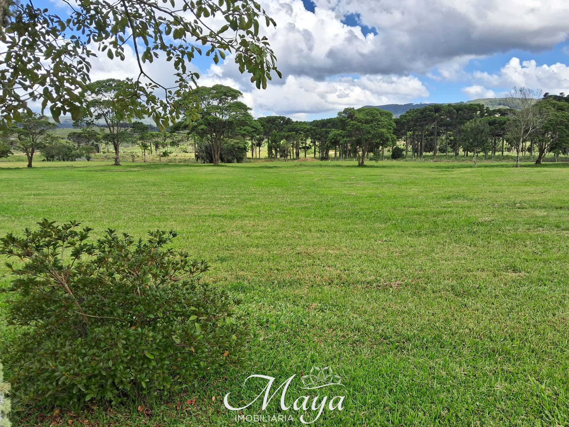 Terreno Condomínio Costa da Serra