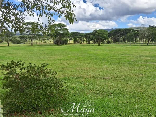 Terreno Condomínio Costa da Serra