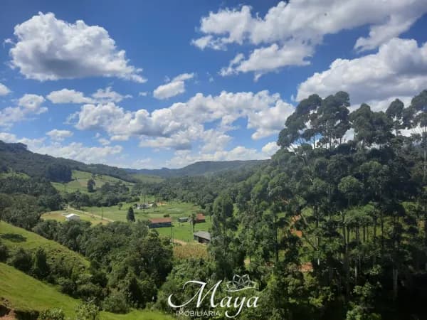Área Rural - Rio Acima
