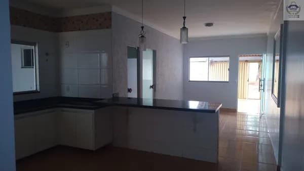 Casa 3 Qtos sendo 01 suíte, com piscina e churrasqueira no ponta kayana em Trindade