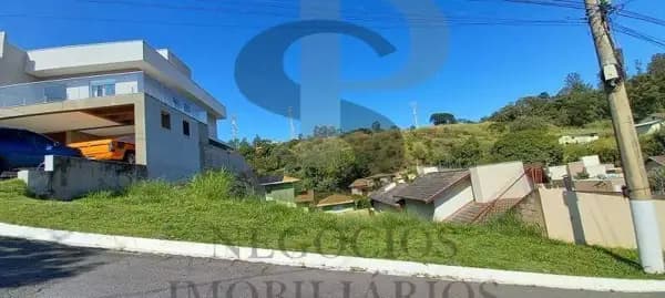 Terreno à venda no bairro Pinheirinho em Vinhedo/SP