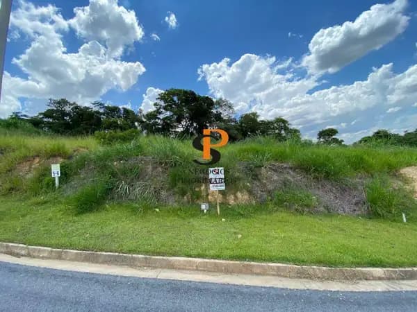 Terreno à venda no bairro Residencial Jardim Steck em Louveira/SP