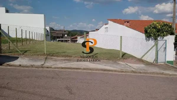 Terreno à venda no bairro Jardim Itália em Vinhedo/SP
