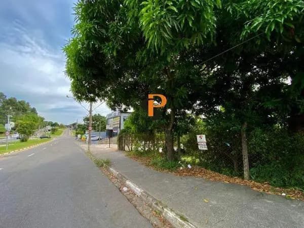 Terreno à venda no bairro Centro em Vinhedo/SP