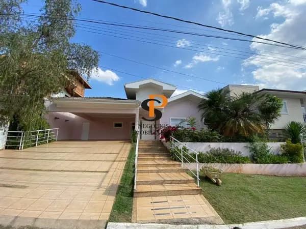 Casa à venda no bairro Condomínio Jardim Paulista I em Vinhedo/SP