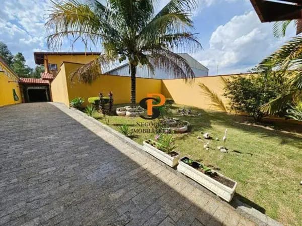 Casa à venda no bairro Capela em Vinhedo/SP