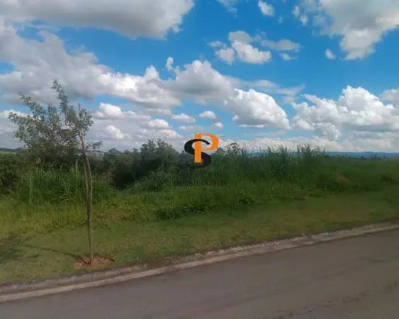 Terreno à Venda no Condomínio Campo de Toscana, Vinhedo SP