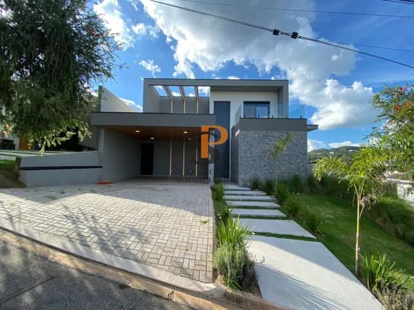 Casa à Venda no Condomínio Recanto Dos Paturis, Vinhedo SP