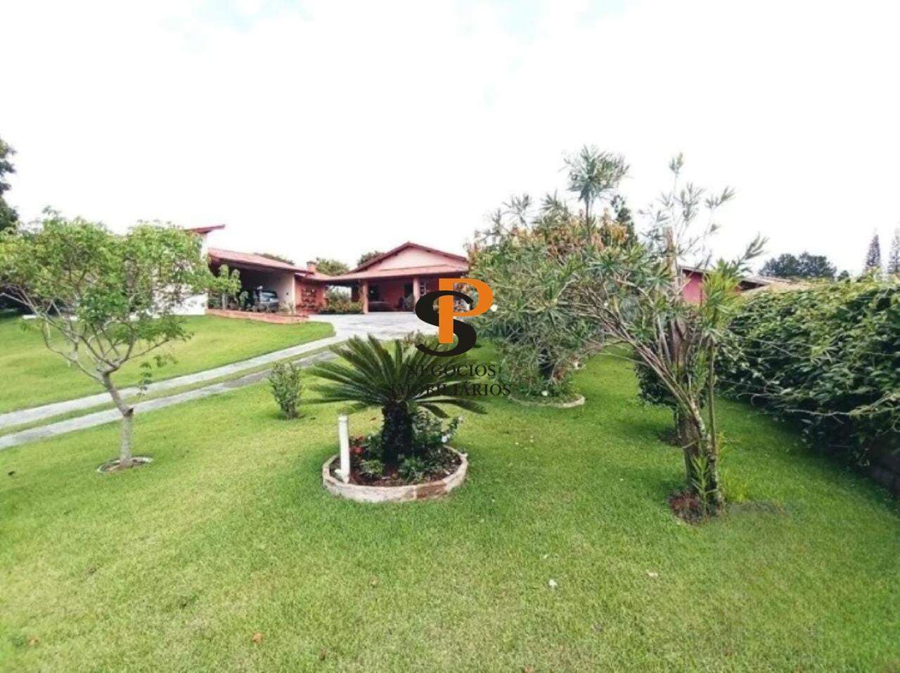 Chácara à venda no bairro Pinheirinho em Vinhedo/SP