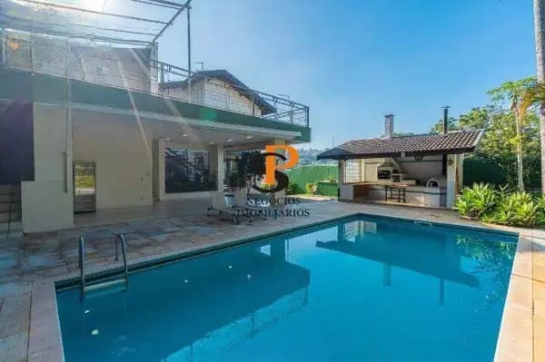 Casa à venda no bairro Marambaia em Vinhedo/SP