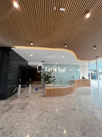 PLAZA CORPORATE