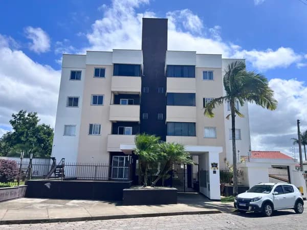 Apartamento em Coloninha - Semi Mobiliado