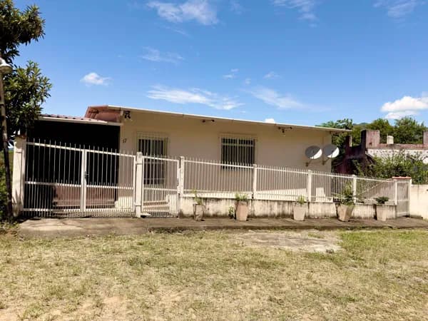 Casa para venda no Centro, Lima Duarte/MG.