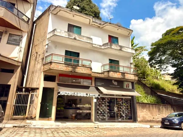 Apartamento para venda no centro em Lima Duarte/MG.