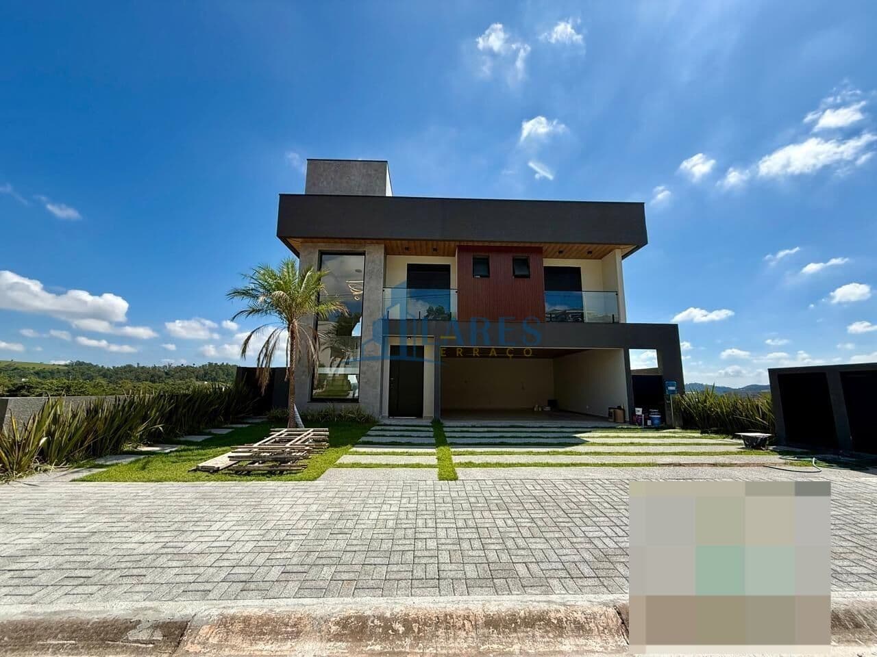 Casa Alto Padrão condomínio reserva santa Ana