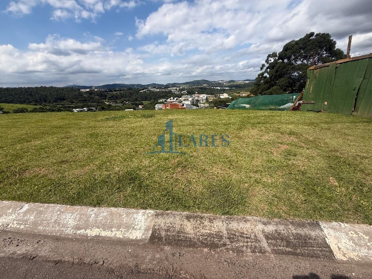 Terreno em Condomínio reserva santa Anna
