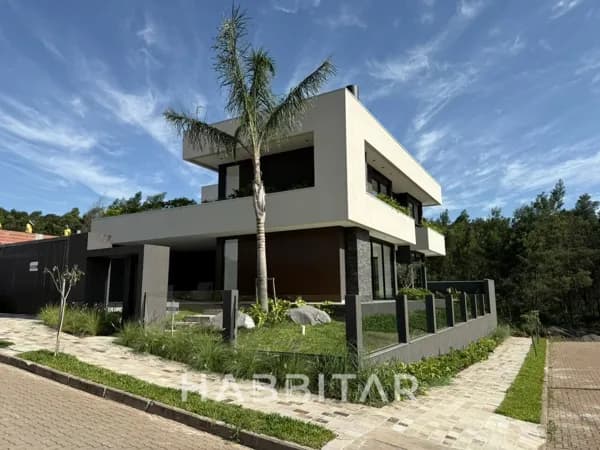 Casa Nova - Alto Padrão