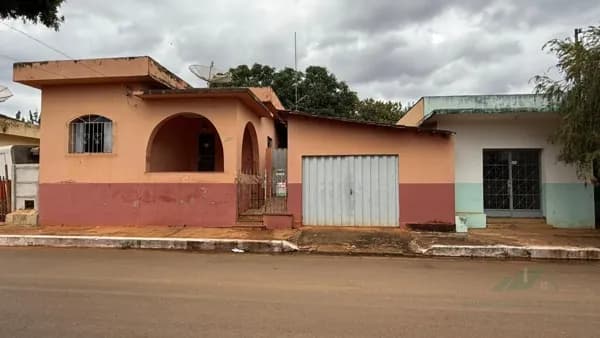 Casa em Luz - Centro