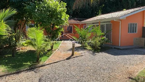 LInda casa para locação mobiliada, bairro do Porto Novo, Caraguatatuba/SP