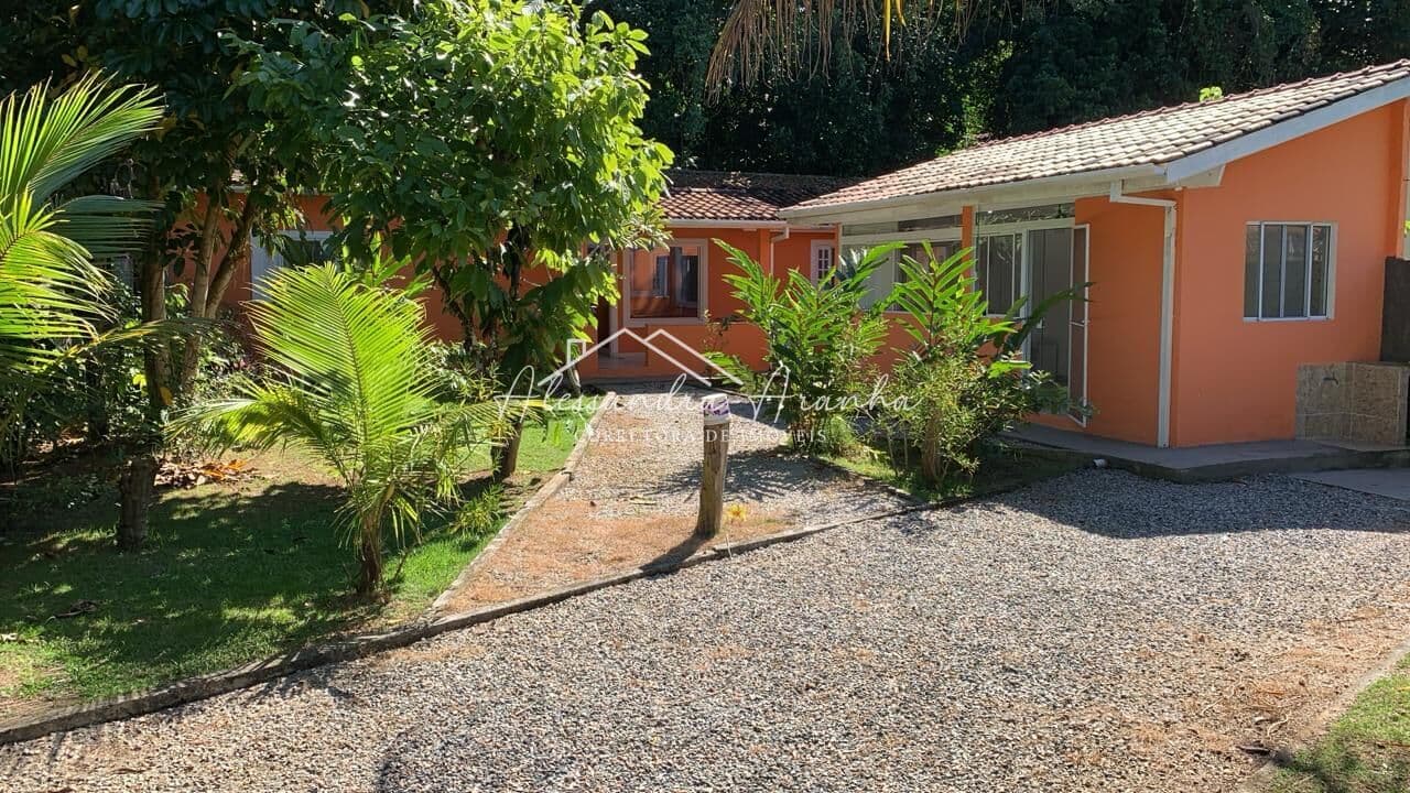 LInda casa para locação mobiliada, bairro do Porto Novo, Caraguatatuba/SP