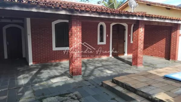 Oportunidade - casa à venda Massaguaçu com piscina e edícula - Caraguatatuba -SP