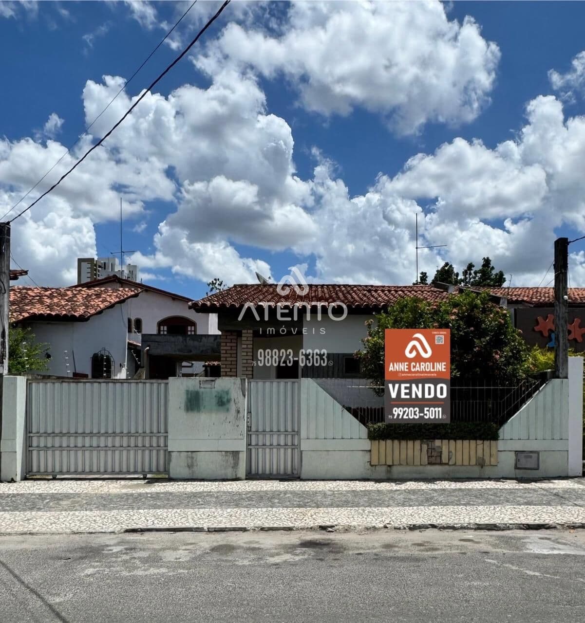 Casa em Feira de Santana - Santa Mônica