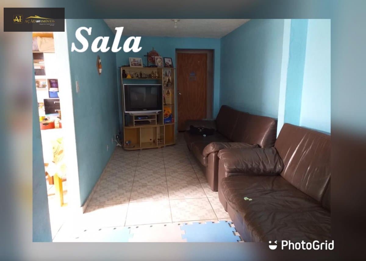 Casa Padrão para Venda em Conjunto Residencial Santo Ângelo Mogi das Cruzes-SP
