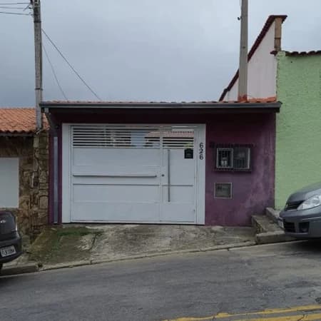 Casa Padrão para Venda em Mogi Moderno Mogi das Cruzes-SP