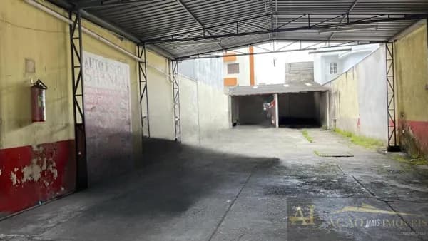 Terreno com construção em Centro, Mogi das Cruzes/SP