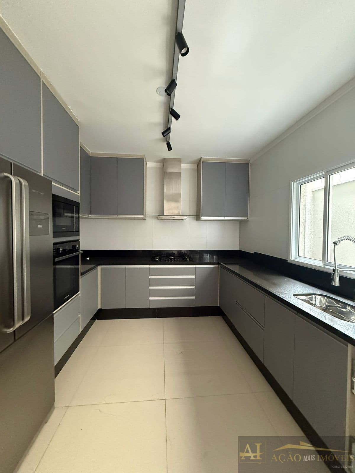 Casa Sobrado em Jardim Ponte Grande, Mogi das Cruzes/SP
