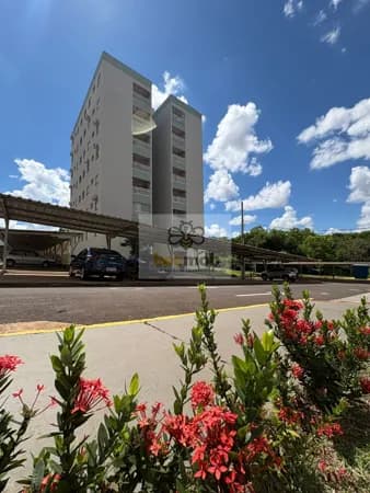 Apto 7 andar com 2 vagas de garagem