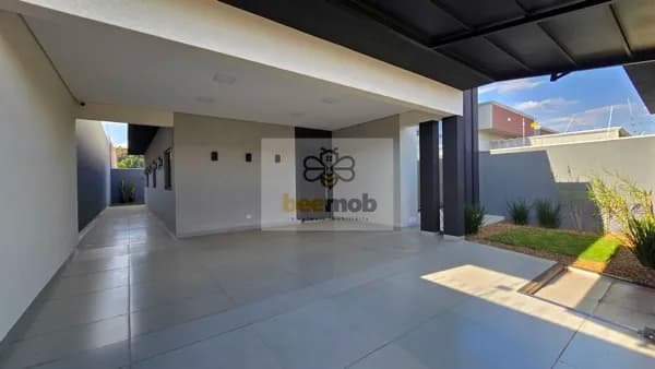 Casa Térrea com 3 quartos sendo 1 suíte - Jardim São Conrado