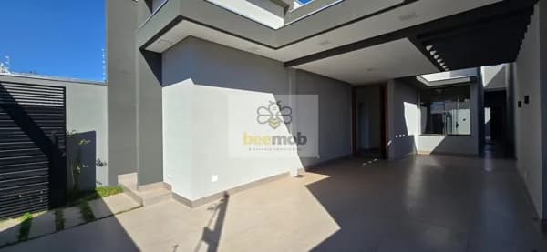 CASA TÉRREA- RITA VIEIRA- COM PISCINA