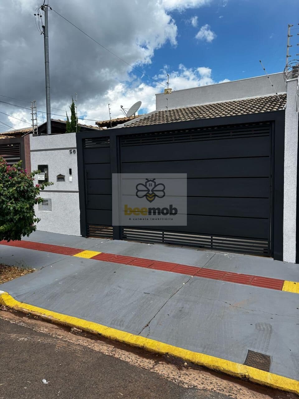 Casa em Jardim Samambaia, Campo Grande/MS