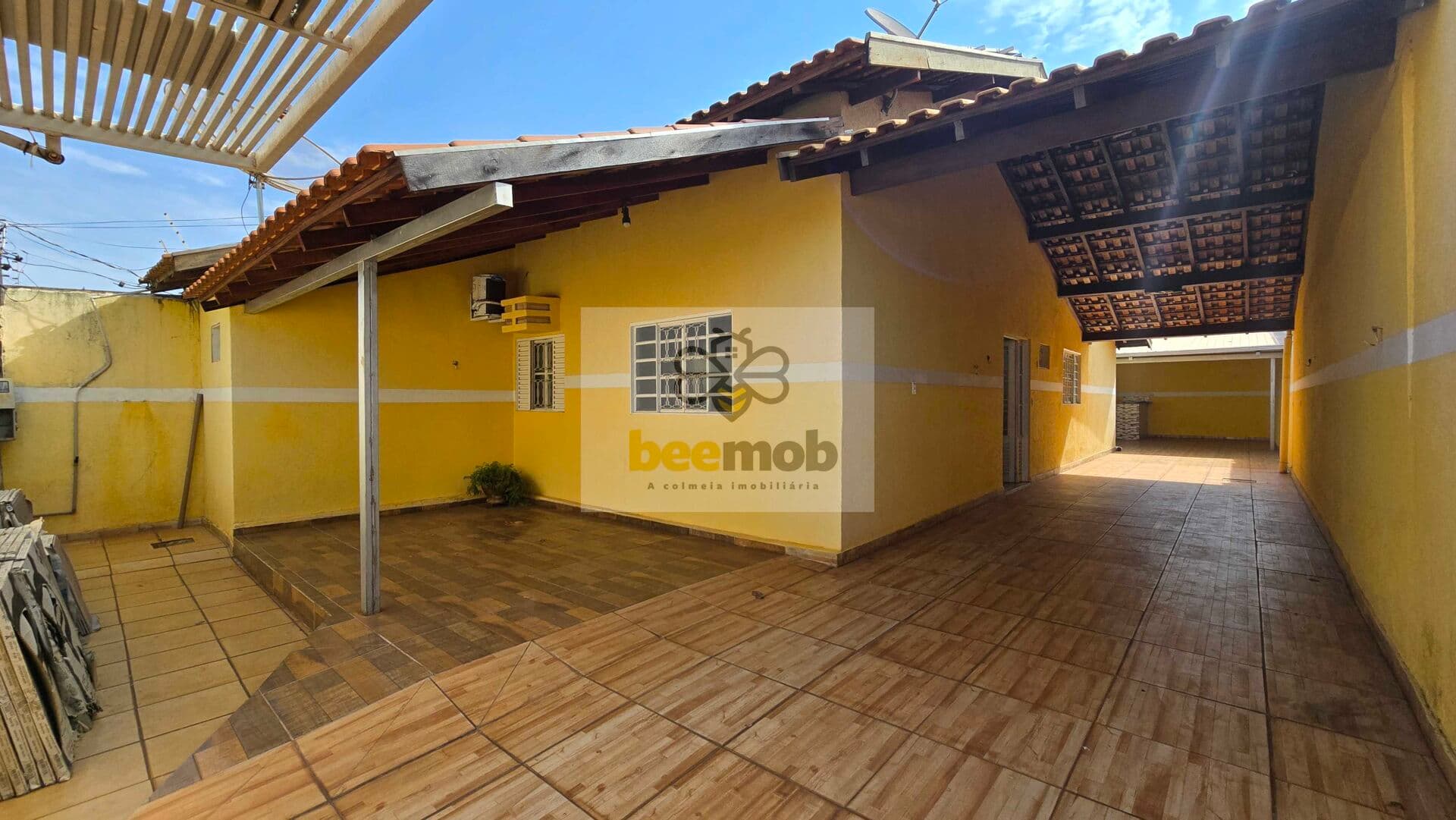 Casa Térrea com 2 quartos sendo 1 suite - Vila Nasser
