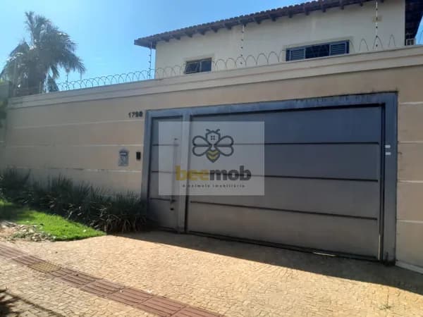 Casa Sobrado em Vila Rica, Campo Grande/MS