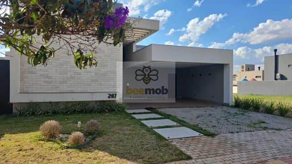 Casa Térrea com 3 suites e armários na Cozinha - Alphaville 2