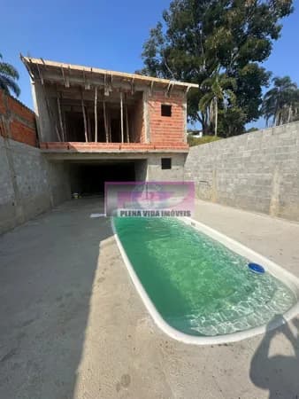 Casa à venda no bairro Itarare em Embu-Guaçu/SP